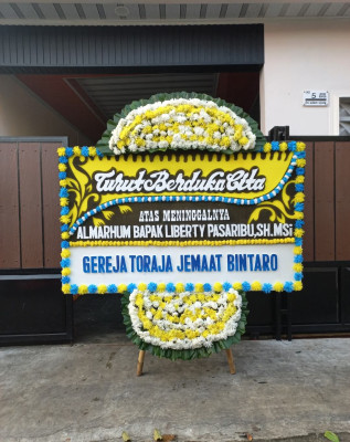 Papan Bunga Duka di Cakung Timur
